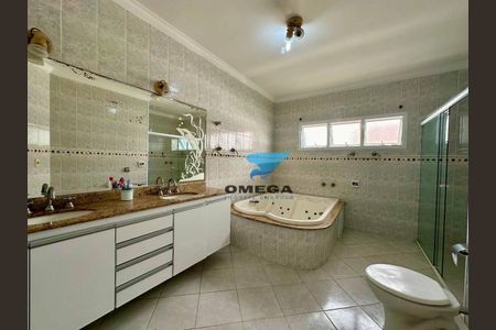 7_photo/94d1fe6d2d.2b4381d368a6f37f-ATLAS-1bc6838e-2a3d-4db3-b6d4-cae4c7604aee.jpg de casa à venda com 5 quartos, 300m² em Jardim Las Palmas, Guarujá