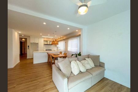 8_photo/94d1fe6d31.ad1213e37da97261-ATLAS-5e942ff1-851d-4dcf-89c5-e7f2f8e34a5d.jpg de apartamento à venda com 3 quartos, 90m² em Jardim Las Palmas, Guarujá