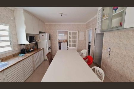 21_photo/94d1fe6d37.9ad21533b70d6dca-ATLAS-0020d256-52d1-4549-b7fd-6f0f58641bef.jpg de casa à venda com 4 quartos, 190m² em Jardim Las Palmas, Guarujá