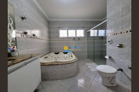 3_photo/94d1fe6d37.9ad21533b70d6dca-ATLAS-73dd3ec9-eb2a-4930-ac0d-29bb8b7a4fdd.jpg de casa à venda com 5 quartos, 215m² em Jardim Las Palmas, Guarujá