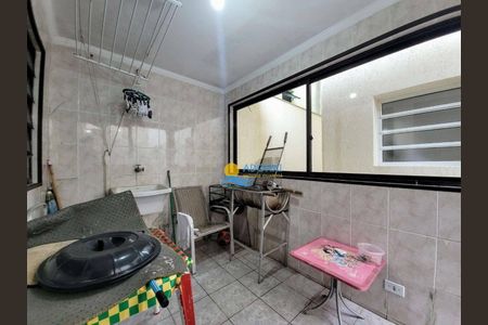 5_photo/94d1fe6d37.9ad21533b70d6dca-ATLAS-a515568b-8688-450c-9c14-ce9e2b3a7da2.jpg de casa à venda com 5 quartos, 215m² em Jardim Las Palmas, Guarujá