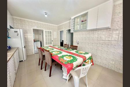 23_photo/94d1fe6d37.9ad21533b70d6dca-ATLAS-cca2c0db-52cb-48e1-9f6e-86484f83725f.jpg de casa à venda com 4 quartos, 268m² em Jardim Las Palmas, Guarujá