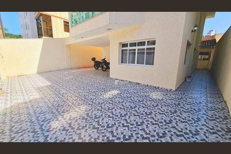 34_photo/94d1fe6d37.9ad21533b70d6dca-ATLAS-d0cf02b7-2f22-444b-afa6-29f9f016b773.jpg de casa à venda com 4 quartos, 190m² em Jardim Las Palmas, Guarujá