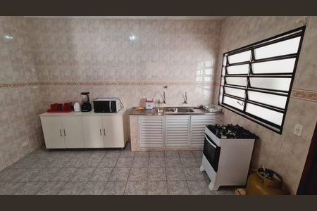 29_photo/94d1fe6d37.9ad21533b70d6dca-ATLAS-d40832f4-e47b-4169-8008-be1c11400dc9.jpg de casa à venda com 4 quartos, 190m² em Jardim Las Palmas, Guarujá