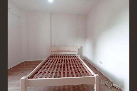 14_photo/94d1fe6d51.6b2453e70642c87c-ATLAS-e41f504d-b74e-4c76-934b-e7377213e042.jpg de apartamento à venda com 1 quarto, 55m² em Jardim Las Palmas, Guarujá