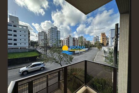 4_photo/94d1fe6d53.dfb53d76a533bdb4-ATLAS-3a4f549e-bf74-4856-8991-6f2352e7fc51.jpg de apartamento à venda com 3 quartos, 120m² em Jardim Asturias, Guarujá