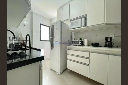 13_photo/94d1fe6d57.c96886f7460fbcbd-ATLAS-9c2a89ef-8238-44a7-8617-d124e61a66eb.jpg de apartamento à venda com 2 quartos, 80m² em Jardim Las Palmas, Guarujá