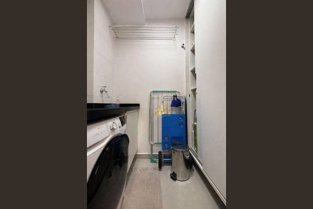 12_photo/94d1fe6d5b.e0f40281b6fb01e5-ATLAS-6bd124aa-5e5b-4c20-9400-e616195cdb0c.jpg de apartamento à venda com 2 quartos, 63m² em Jardim Las Palmas, Guarujá