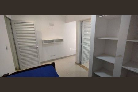 23_photo/94d1fe6d61.9b0e853e47463488-ATLAS-45ff47ff-ed53-416d-bdd5-0308fa1a2367.jpg de casa para alugar com 4 quartos, 130m² em Jardim Las Palmas, Guarujá