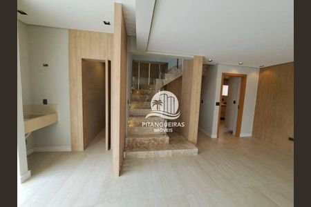 34_photo/94d1fe6d75.38a4a42371ffb69f-ATLAS-599a19c3-757c-47c7-8a68-e02109d53ec2.jpg de apartamento à venda com 4 quartos, 330m² em Jardim Las Palmas, Guarujá