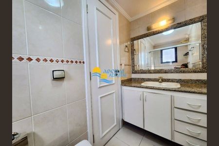 9_photo/94d1fe6d75.bcdcd820821e33a2-ATLAS-bb2e4b7d-e861-42f7-8a7c-c4e77f94a1c0.jpg de apartamento à venda com 3 quartos, 150m² em Jardim Las Palmas, Guarujá