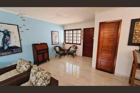 10_photo/94d1fe7269.0e5883cd31689f99-ATLAS-507dbd38-d15d-46c4-a67e-c3618e95b3eb.jpg de casa à venda com 5 quartos, 240m² em Jardim Guaiuba, Guarujá