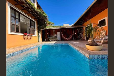 3_photo/94d1fe726d.ceff8192393c33de-ATLAS-6b76c994-df8d-4e11-9d8a-e922d5b8ec69.jpg de casa à venda com 5 quartos, 240m² em Jardim Guaiuba, Guarujá