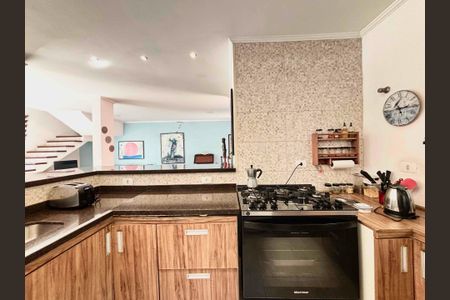 14_photo/94d1fe726d.ceff8192393c33de-ATLAS-7ceb4381-e7a4-42bf-8551-30e1aaf5cfaa.jpg de casa à venda com 5 quartos, 240m² em Jardim Guaiuba, Guarujá