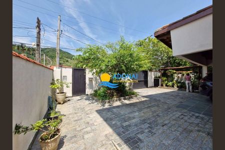 18_photo/94d1fe727f.365cba3cd4d367b7-ATLAS-bf761dcc-3b62-44f3-8470-022b99b2c47c.jpg de casa à venda com 3 quartos, 240m² em Jardim Guaiuba, Guarujá