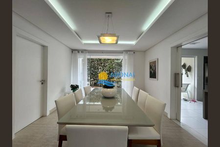 3_photo/94d1fe727f.55a02a71adc0634a-ATLAS-c902e341-6739-4a7b-a7a4-e8a45011d357.jpg de casa à venda com 5 quartos, 400m² em Jardim Guaiuba, Guarujá