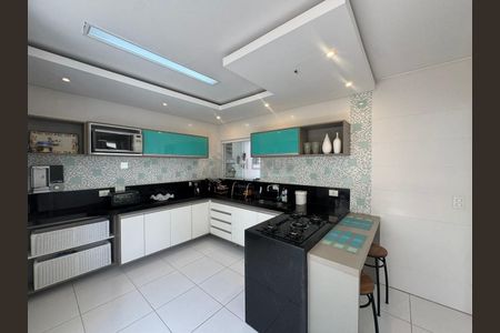 30_photo/94d1fe727f.c7030cdbc05da720-ATLAS-5838b2de-0f18-4c1c-b0ed-ed709e1d3527.jpg de casa à venda com 5 quartos, 400m² em Jardim Guaiuba, Guarujá