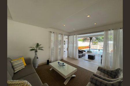 25_photo/94d1fe727f.c7030cdbc05da720-ATLAS-9e46ee0f-65bf-4eac-a9f6-c1493569ac58.jpg de casa à venda com 5 quartos, 400m² em Jardim Guaiuba, Guarujá