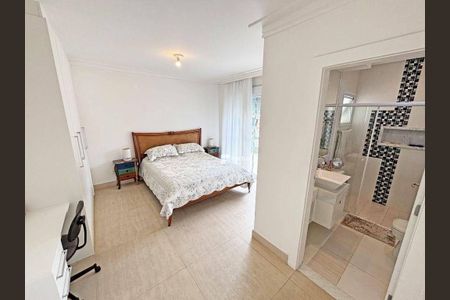 4_photo/94d1fe727f.c7030cdbc05da720-ATLAS-a37f304d-122d-4ea0-a41d-c46261d7b8d3.jpg de casa à venda com 5 quartos, 385m² em Jardim Guaiuba, Guarujá