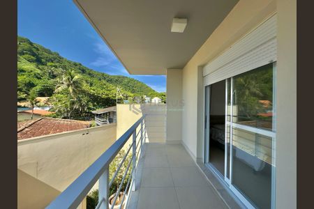 43_photo/94d1fe727f.c7030cdbc05da720-ATLAS-d2e55bd4-1ec2-471a-aa2b-6ca9d0b42a8a.jpg de casa à venda com 5 quartos, 400m² em Jardim Guaiuba, Guarujá