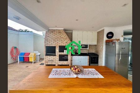 2_photo/94d1fe72b5.55d6dab9b5a4524c-ATLAS-7aedfcd3-25f3-419d-a929-0384ef4f427e.jpg de casa à venda com 3 quartos, 310m² em Jardim Guaiuba, Guarujá