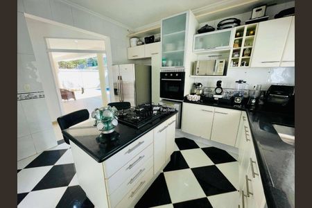 6_photo/94d1fe72c9.01061cb6ad72014f-ATLAS-195c8fad-e657-4585-abf0-37b88cfedd5a.jpg de casa à venda com 3 quartos, 310m² em Jardim Guaiuba, Guarujá