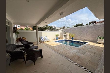 5_photo/94d1fe72c9.01061cb6ad72014f-ATLAS-3f99d6e9-e77b-4a12-a001-9a76fbd939e4.jpg de casa à venda com 3 quartos, 310m² em Jardim Guaiuba, Guarujá