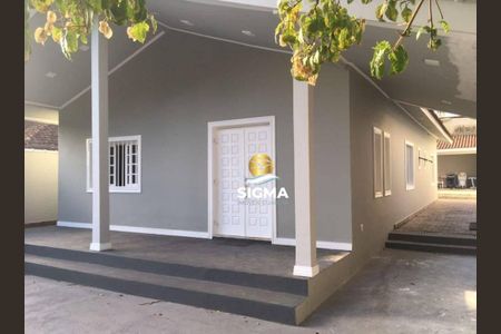 2_photo/94d1fe72f3.3eb64d27f2f07767-ATLAS-8a41dafe-7ca9-40c5-b269-f74311992db9.jpg de casa à venda com 3 quartos, 200m² em Jardim Guaiuba, Guarujá