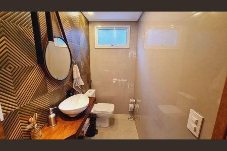 6_photo/94d1fe74c9.2bea4a0de6d30832-ATLAS-2690dd3d-0aed-411a-bcf6-4e03c4383e5b.jpg de casa à venda com 3 quartos, 400m² em Jardim Guaiuba, Guarujá