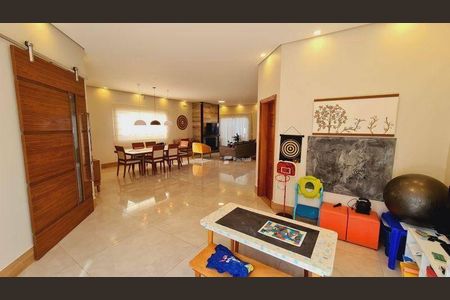 4_photo/94d1fe74c9.2bea4a0de6d30832-ATLAS-5bd9c76e-aa7d-4b5b-9337-a65811994a3a.jpg de casa à venda com 3 quartos, 400m² em Jardim Guaiuba, Guarujá