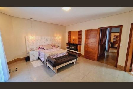 6_photo/94d1fe74c9.2bea4a0de6d30832-ATLAS-98cfc768-21a5-40dd-941e-c2c52a74ccf8.jpg de casa à venda com 3 quartos, 400m² em Jardim Guaiuba, Guarujá