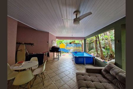 3_photo/94d1fe74d3.a095ebe9a9b9d05b-ATLAS-4883451f-5a86-40db-b54c-7d18262bf5b0.jpg de casa à venda com 4 quartos, 202m² em Jardim Guaiuba, Guarujá