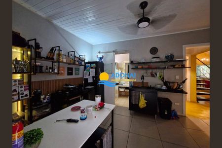 4_photo/94d1fe74d3.a095ebe9a9b9d05b-ATLAS-4fd3132e-6813-4085-aa77-f52cdcf96c71.jpg de casa à venda com 4 quartos, 202m² em Jardim Guaiuba, Guarujá