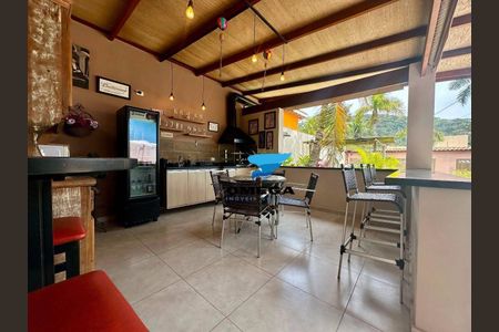 8_photo/94d1fe74db.37b212974105d56c-ATLAS-a1ff6fb6-7bcb-4ade-b0c1-af5d7652d615.jpg de casa à venda com 3 quartos, 158m² em Jardim Guaiuba, Guarujá