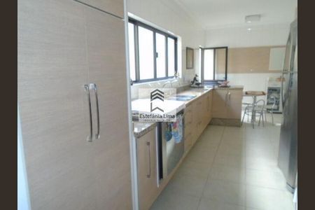 18_photo/94d1fe7551.f7b46fd9919be053-ATLAS-c9ed1f43-aa9e-4cf9-9297-ebd117ce84ae.jpg de casa à venda com 4 quartos, 270m² em Jardim Guaiuba, Guarujá