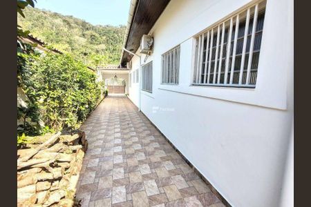 18_photo/94d1fe7557.760d7ecec936a2b8-ATLAS-ce35b500-ae10-43dc-aade-20252a4e97f6.jpg de casa à venda com 3 quartos, 193m² em Jardim Guaiuba, Guarujá