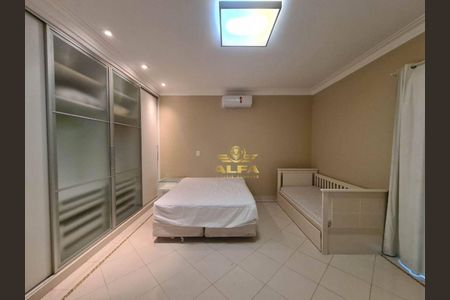 20_photo/94d1ffd02b.0f81dd1a9a4f6ffb-ATLAS-80f2706e-6cba-44bb-8ddb-abeff7c073b9.jpg de casa à venda com 7 quartos, 900m² em Jardim Tejereba, Guarujá