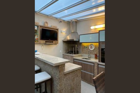 5_photo/94d1ffd059.24a317c22631bef5-ATLAS-b6d47f86-59c4-4b27-809b-cd9913a3bd96.jpg de casa à venda com 4 quartos, 350m² em Jardim Tres Marias, Guarujá