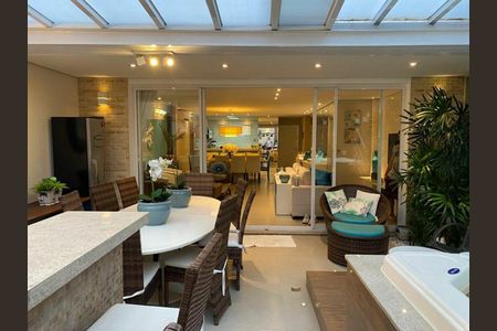 3_photo/94d1ffd059.24a317c22631bef5-ATLAS-bfe82852-45b9-4c5e-beef-2b7ebd619e48.jpg de casa à venda com 4 quartos, 350m² em Jardim Tres Marias, Guarujá