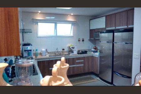 18_photo/94d1ffd059.24a317c22631bef5-ATLAS-c2a871c8-be50-4fbe-af39-f57a74e252da.jpg de casa à venda com 4 quartos, 350m² em Jardim Tres Marias, Guarujá