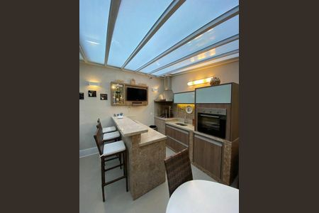 11_photo/94d1ffd059.24a317c22631bef5-ATLAS-fa999513-e831-43cf-81ff-4ed8d96911ce.jpg de casa à venda com 4 quartos, 350m² em Jardim Tres Marias, Guarujá