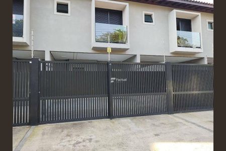 2_photo/94d1ffd063.08798e92c4495a9b-ATLAS-030a4c40-ebf2-4bd0-ae64-e1e8ad07ee4b.jpg de casa à venda com 3 quartos, 100m² em Jardim Tres Marias, Guarujá