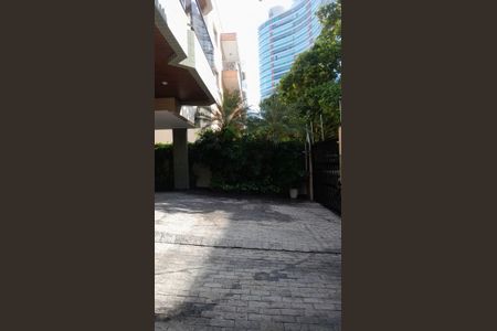 2_photo/94d1ffd07f.3fa0d9de06e7a612-ATLAS-1f865f94-59c7-4602-8176-e49b2b896e99.jpg de apartamento à venda com 2 quartos, 70m² em Jardim Tres Marias, Guarujá