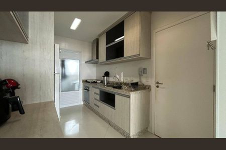 2_photo/94d1ffd083.6da44f744edba860-ATLAS-0bfffc5a-60c2-47ea-9b07-52f970cdf33b.jpg de apartamento à venda com 3 quartos, 165m² em Jardim Belmar, Guarujá