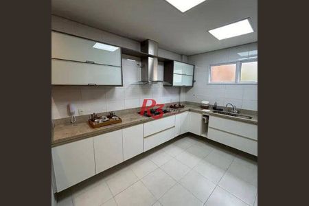 2_photo/94d1ffd089.3addd56a6374b1c4-ATLAS-fb8ecdc8-dd5b-45fa-b347-1fdfb7ea33be.jpg de casa à venda com 4 quartos, 350m² em Jardim Tres Marias, Guarujá