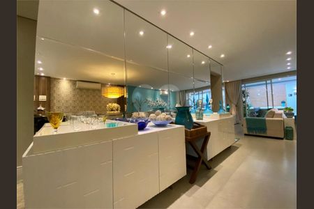 17_photo/94d1ffd089.f0d246bad4da1cd5-ATLAS-37d69c3f-db4e-447e-a081-a8a8122be5fe.jpg de casa de condomínio à venda com 4 quartos, 351m² em Jardim Tres Marias, Guarujá