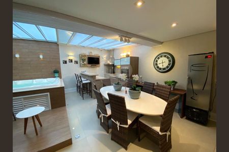 5_photo/94d1ffd089.f0d246bad4da1cd5-ATLAS-4d5fb9d0-74bc-40fb-97f5-9b281cc4119e.jpg de casa de condomínio à venda com 4 quartos, 351m² em Jardim Tres Marias, Guarujá