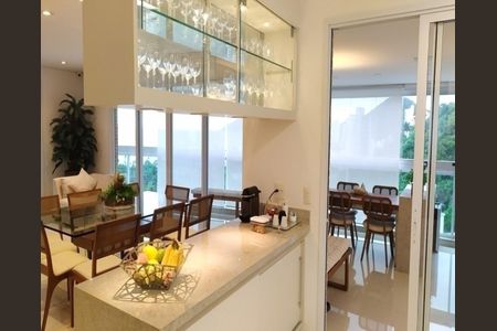 7_photo/94d1ffd09f.018a90b8b6b58b45-ATLAS-fa57cca7-0653-4a43-8ac7-a9cce29544bb.jpg de apartamento à venda com 4 quartos, 180m² em Jardim Belmar, Guarujá