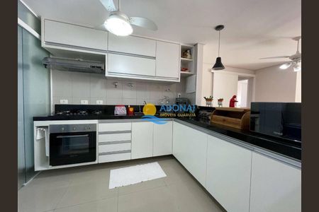 5_photo/94d1ffd0ad.8745bfe7308c3f43-ATLAS-78d0b31f-7911-4c1b-a834-c4ecc9ba1aa3.jpg de apartamento à venda com 3 quartos, 100m² em Jardim Tres Marias, Guarujá