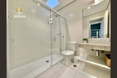 4_photo/94d1ffd0f3.1aa5b8f538f3adaf-ATLAS-1d6fba4c-e0b5-4ed0-b451-f7932e68afc6.jpg de casa à venda com 4 quartos, 315m² em Jardim Tres Marias, Guarujá